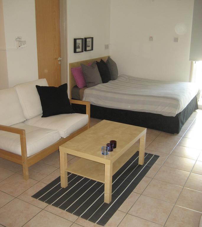 Lykavitos Apartments Nicosia Room photo