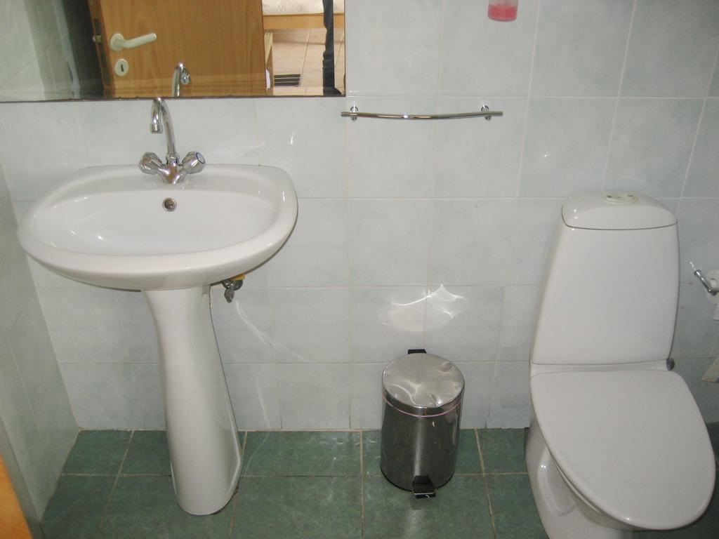 Lykavitos Apartments Nicosia Room photo